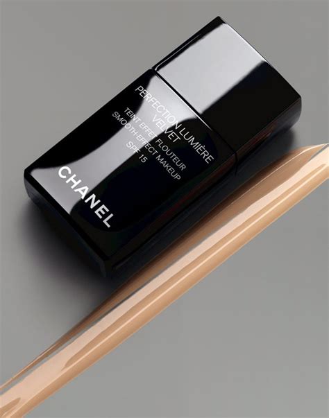 chanel lumiere velvet foundation|does chanel foundation have spf.